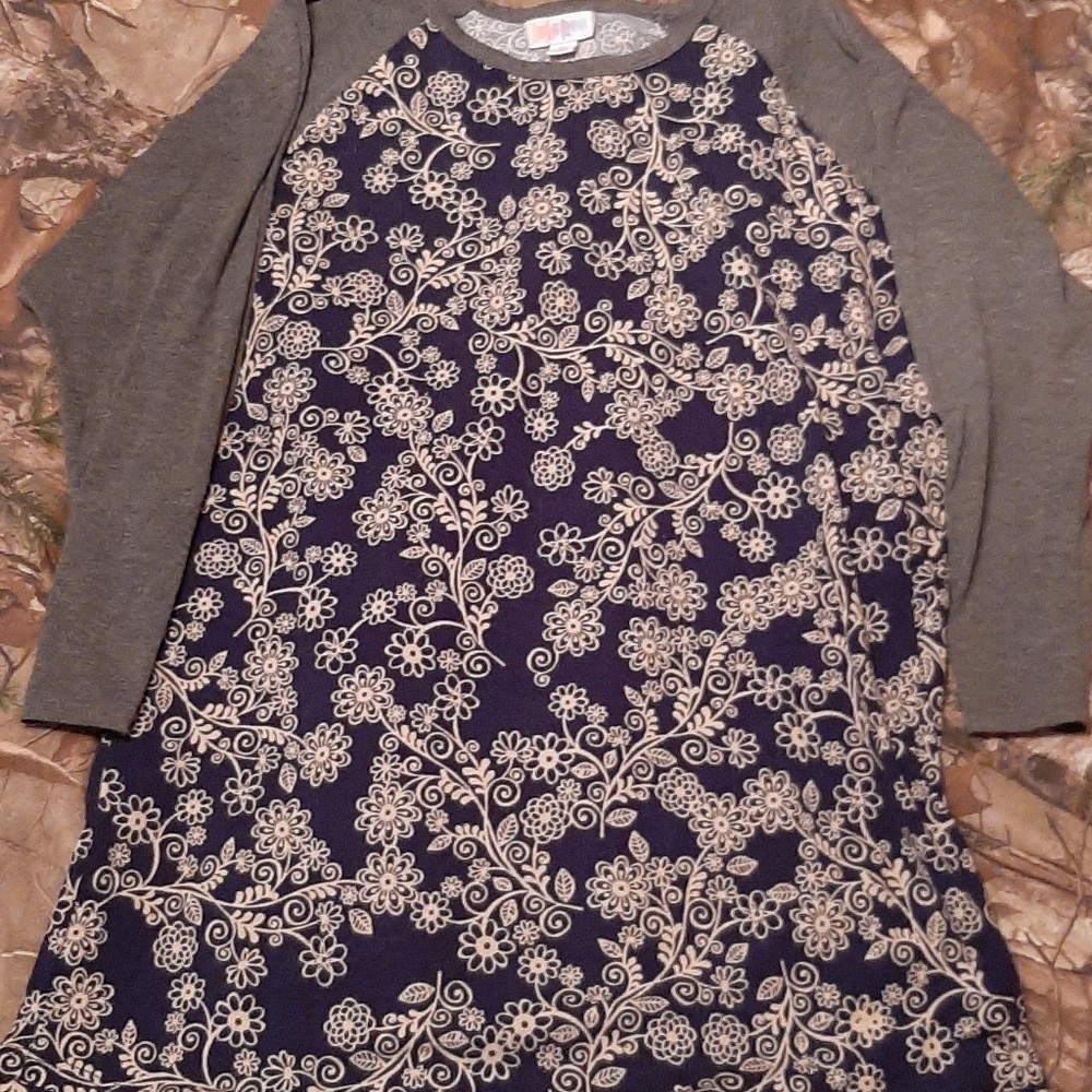LulaRoe top